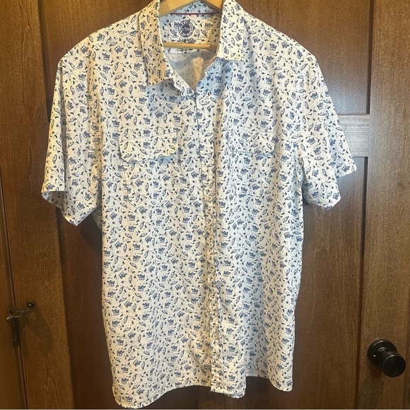 Flag & Anthem Other - Flag & Anthem Golf Cart Casual White and Blue Patterned Men's Shirt